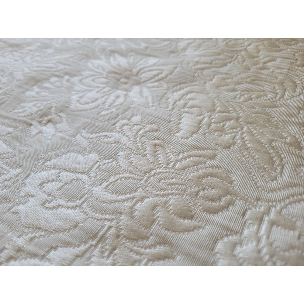 Large Cream White Ivory Christmas Tree Skirt 56" Rope Trim Embroidered elegant - Picture 2 of 10